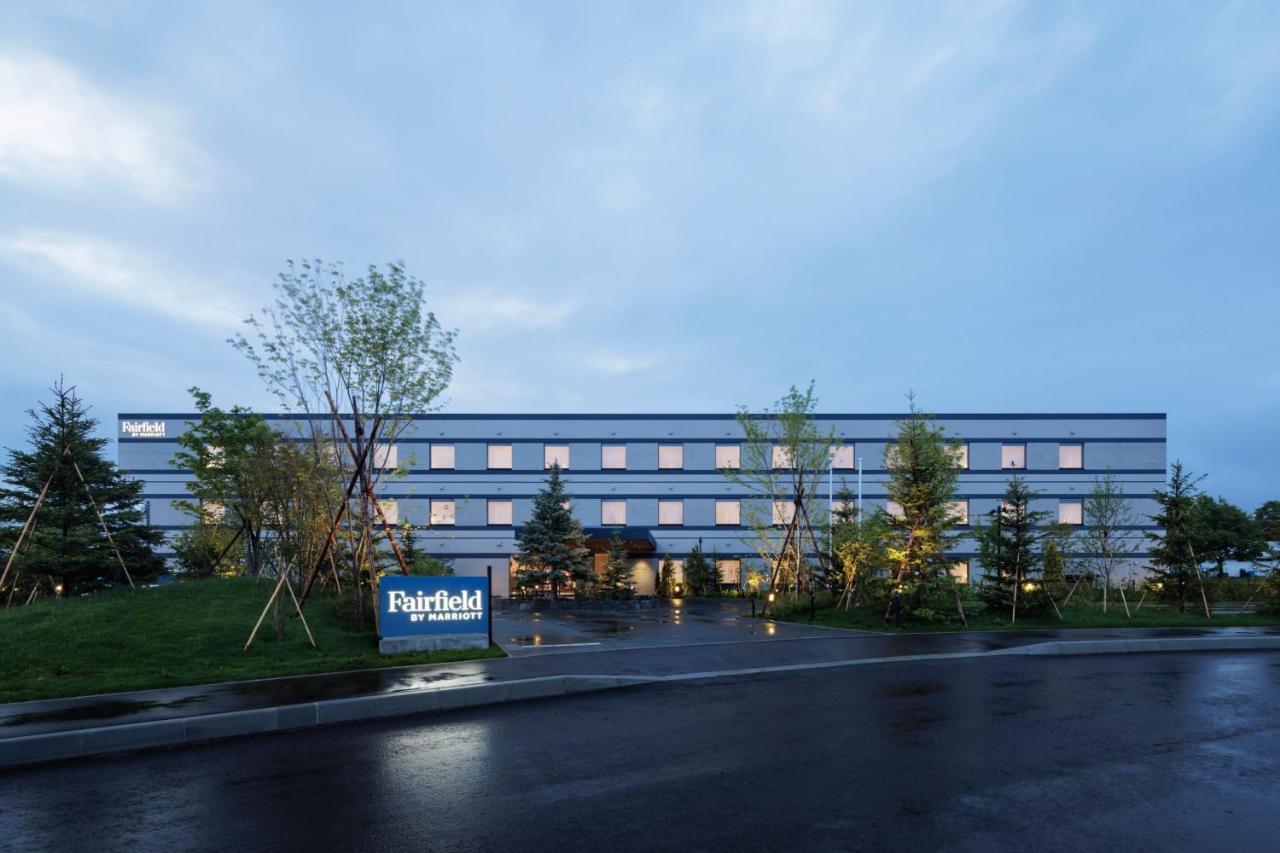 Hotel Fairfield By Marriott Hokkaido Naganuma Exterior foto