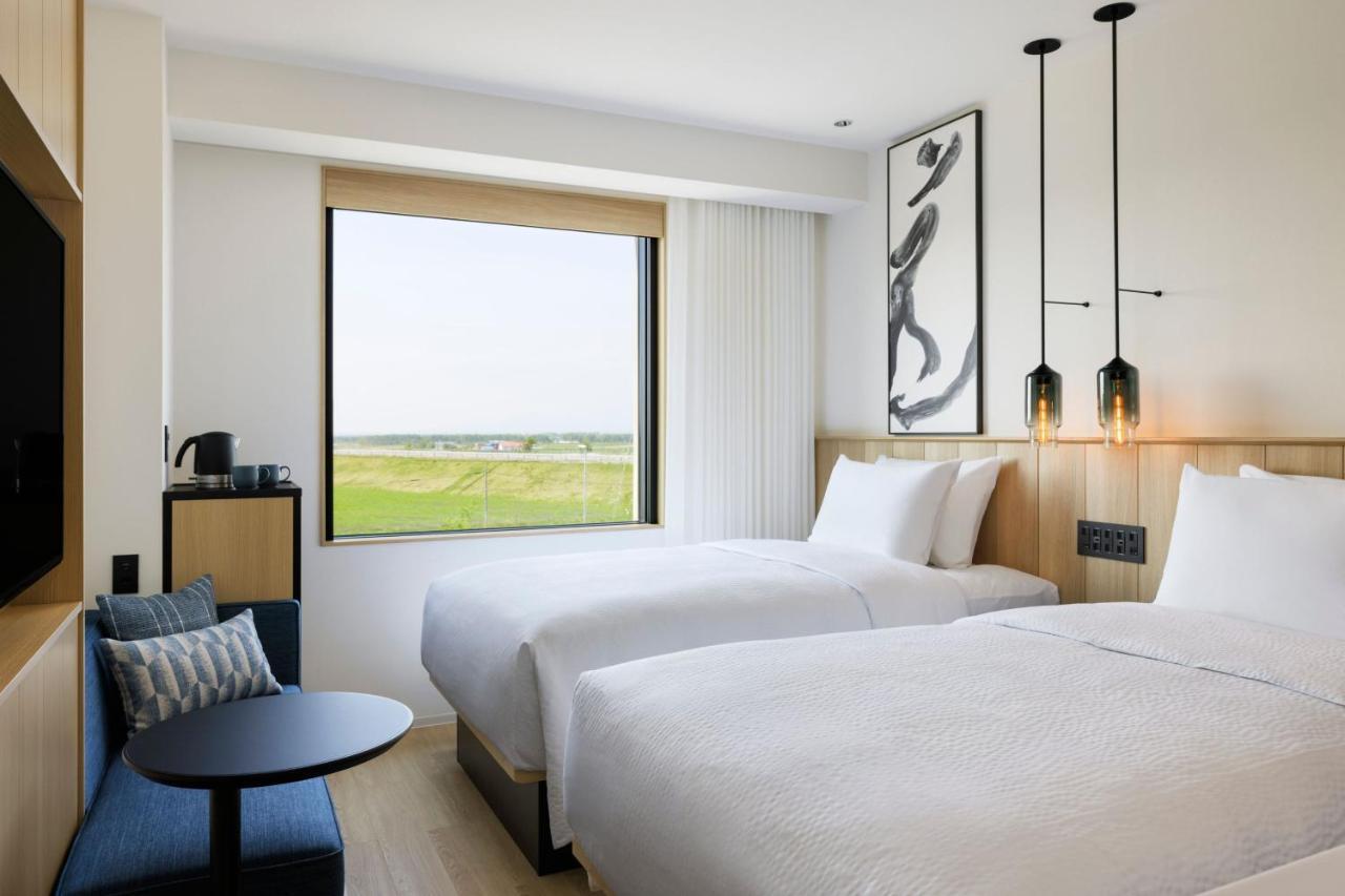Hotel Fairfield By Marriott Hokkaido Naganuma Exterior foto